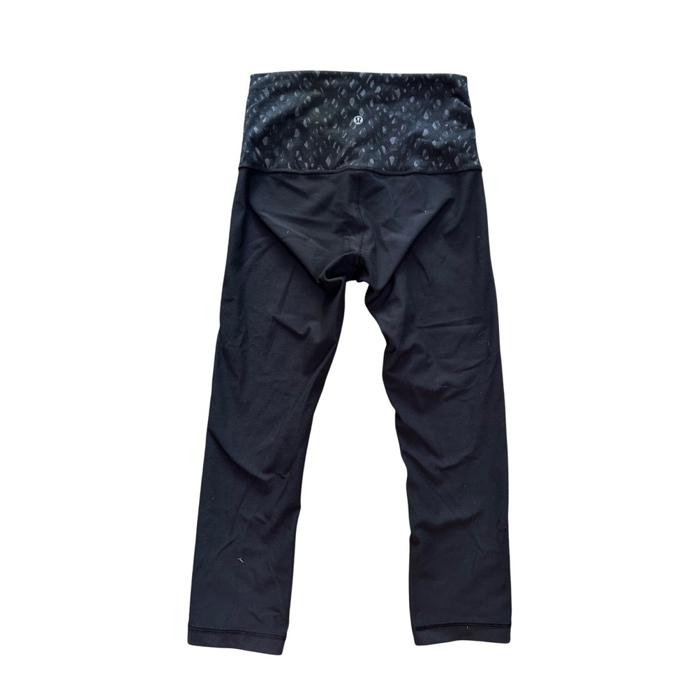Lululemon‎ High Rise Cropped Leggings Workout Black Patterned Waistband Size 6